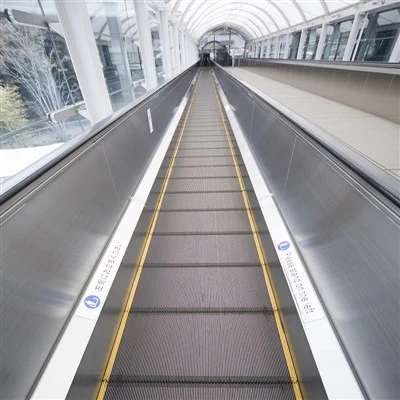Rhodfa Symudol Escalator Fflat
